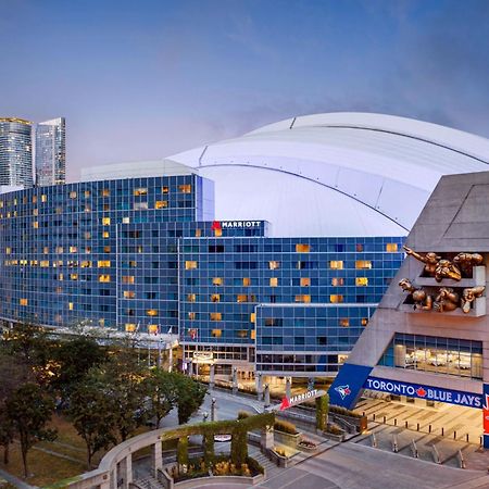 Toronto Marriott City Centre Hotel Экстерьер фото
