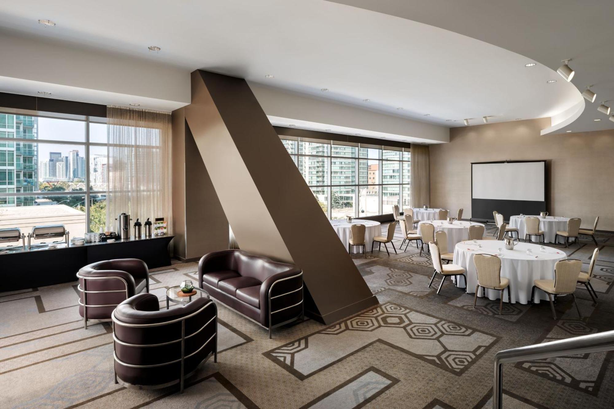 Toronto Marriott City Centre Hotel Экстерьер фото